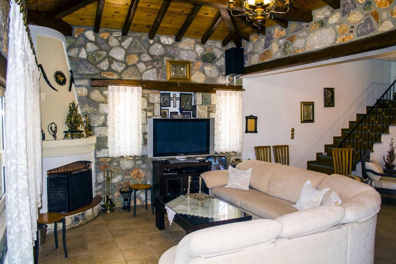 Villa Gem Moni Evaggelistrias Экстерьер фото
