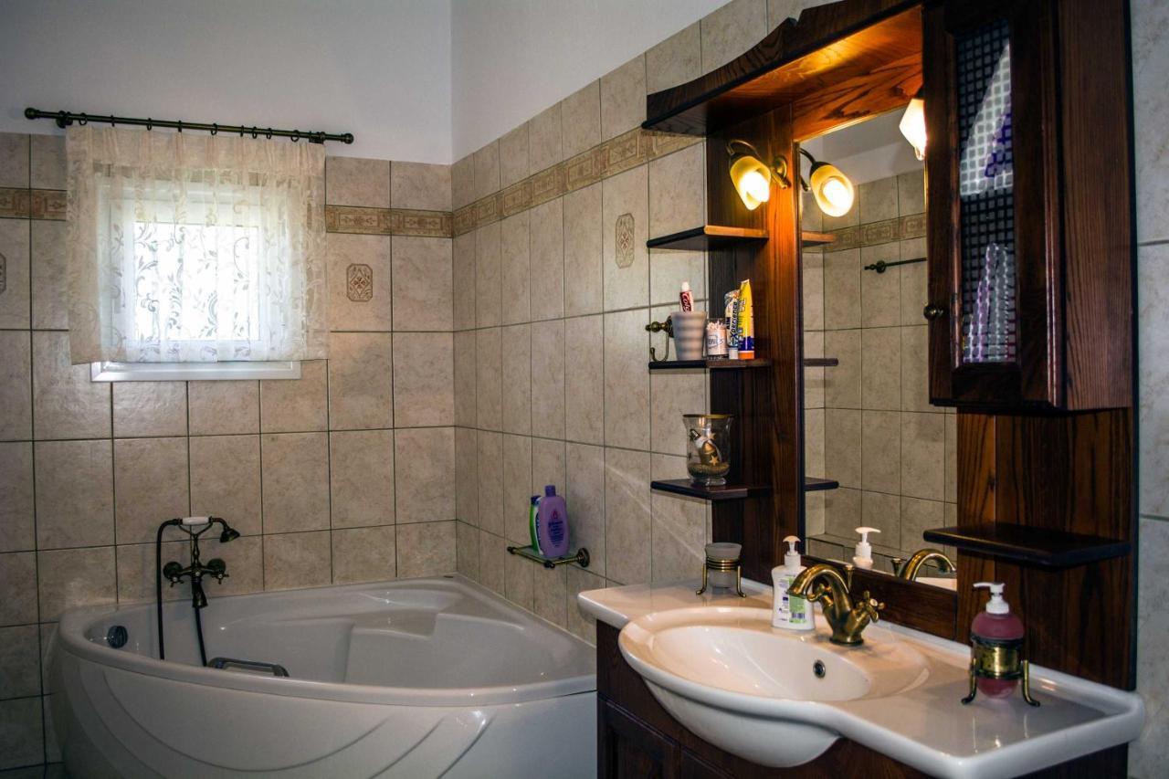 Villa Gem Moni Evaggelistrias Экстерьер фото